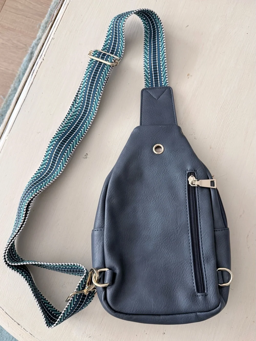 BOSTANTEN Navy Leather Crossbody Sling Bag with Patterned Strap